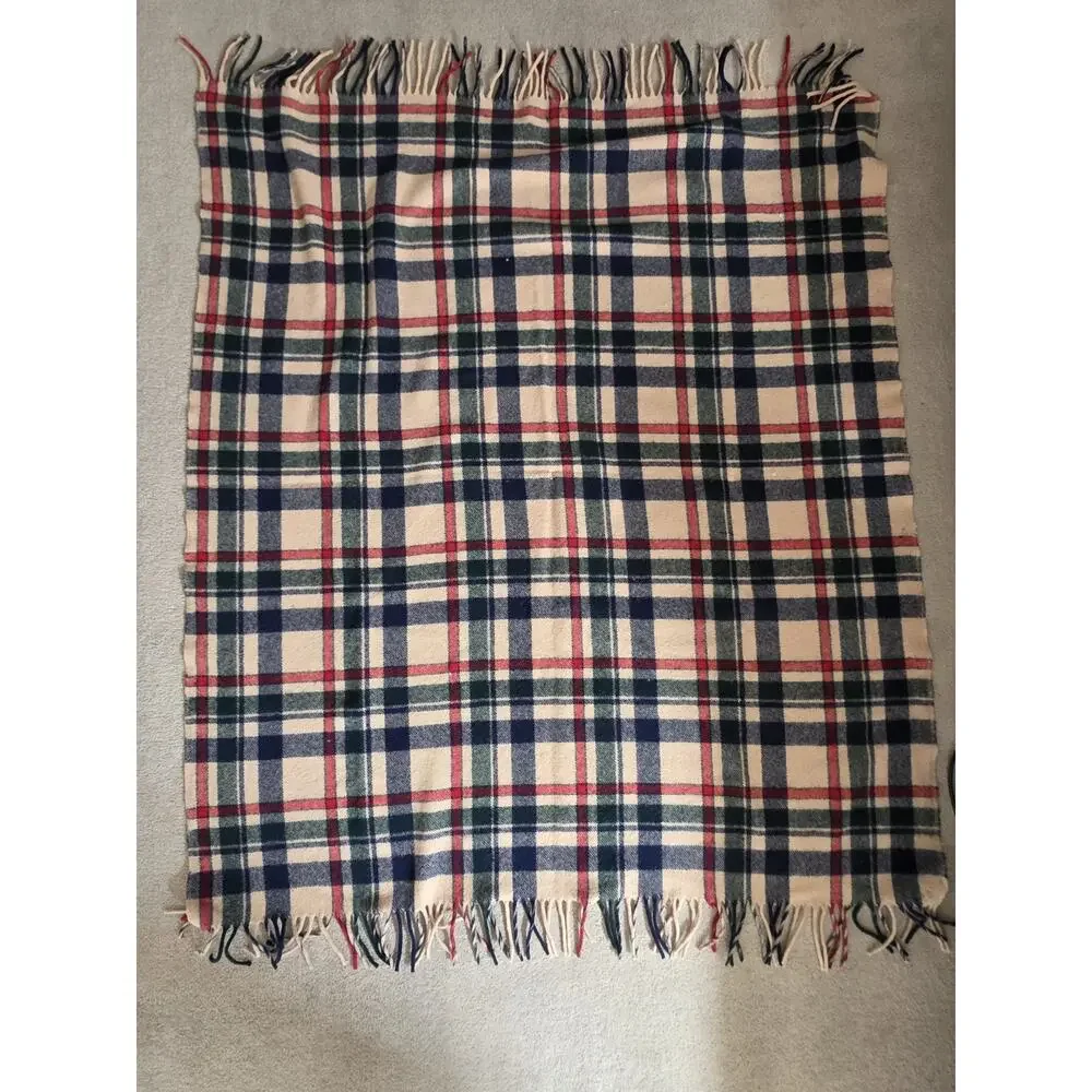Pendleton Green Plaid Fringe Made In USA Virgin Wool Blanket 64x52 in VTG